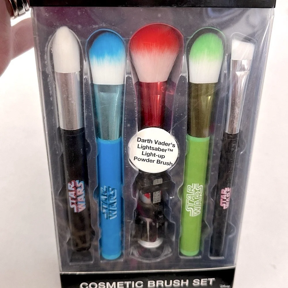 Star Wars Vibrant Cosmetic Brush Collection